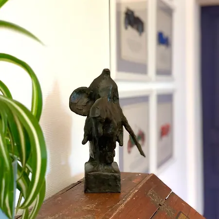 Le Buisson Couette-café 3*